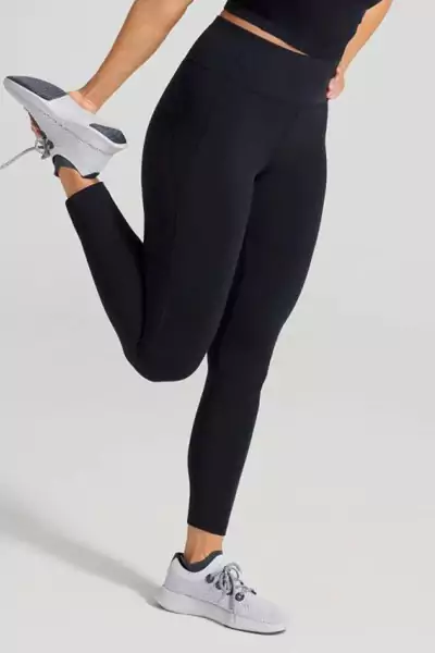 We are presenting you the 10 Best Yoga Pants For Women On Amazon
